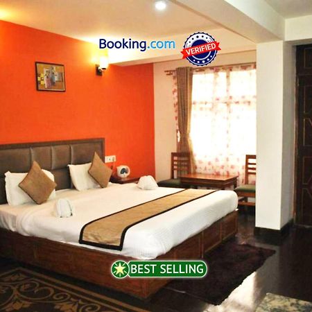 Hotel Kasturi Palace Darjeeling - Excellent Service Recommended Kültér fotó