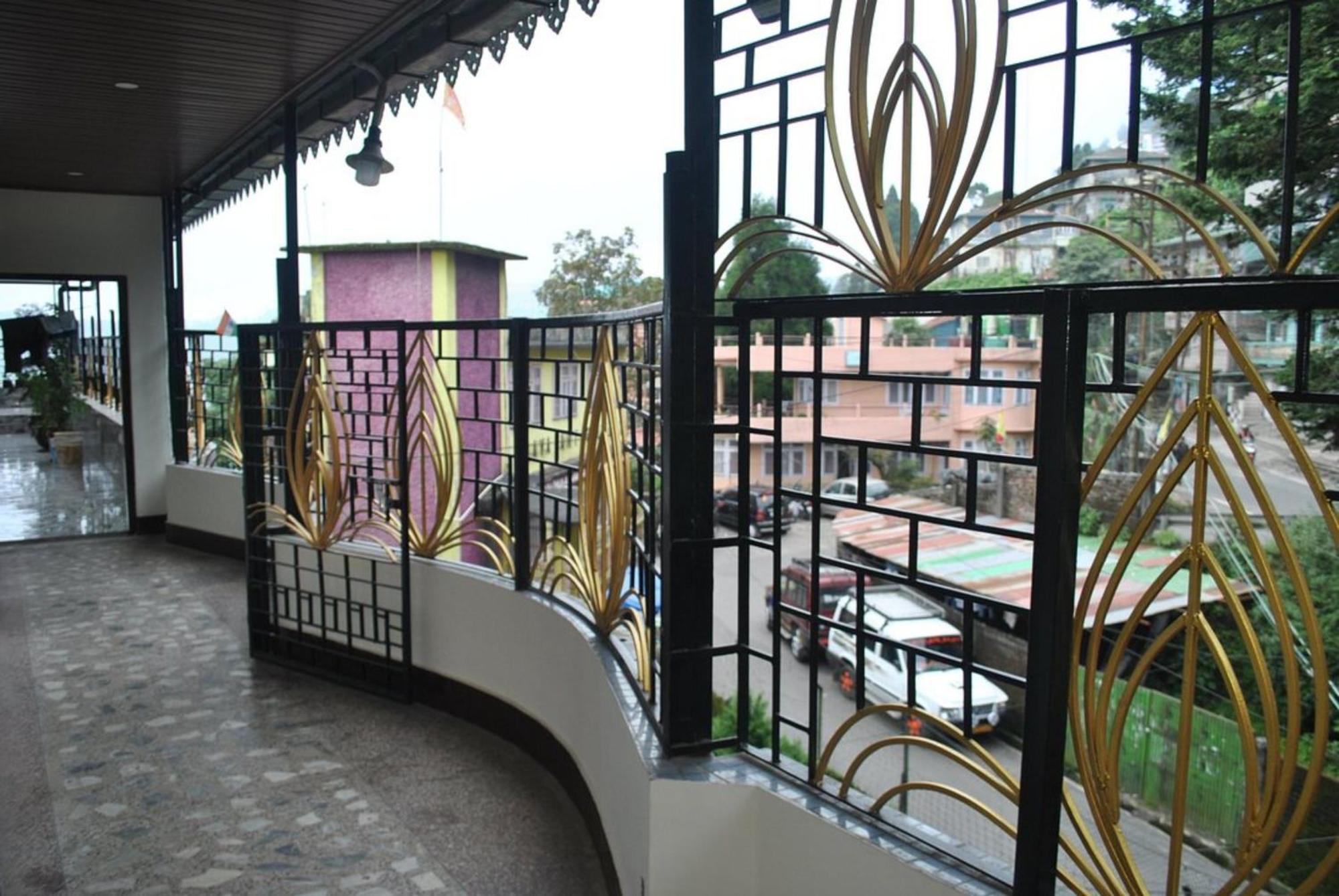 Hotel Kasturi Palace Darjeeling - Excellent Service Recommended Kültér fotó