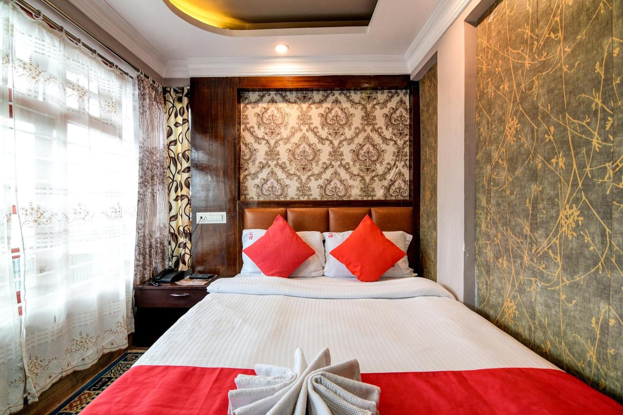 Hotel Kasturi Palace Darjeeling - Excellent Service Recommended Kültér fotó